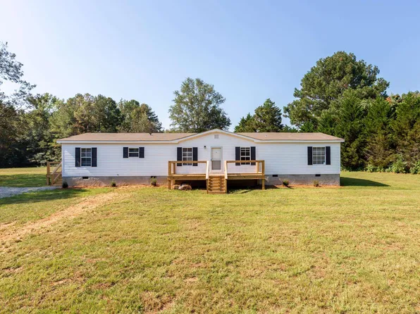 4075 Renfroe Rd, Talladega, AL 35160