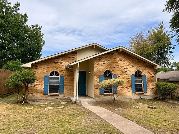 2nd image of 2937 Emberwood Dr