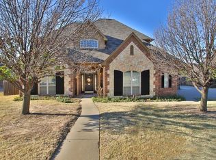 2801 Century Dr, Edmond, OK 73013