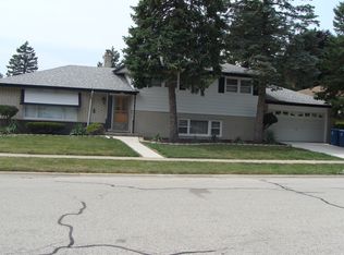 16928 Greenwood Ave, South Holland, IL