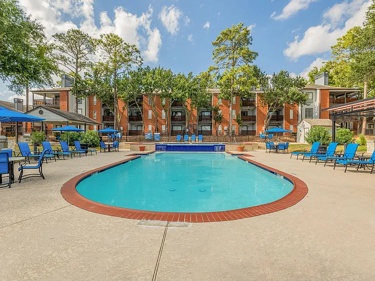 Waterside Apartments — Photo 35