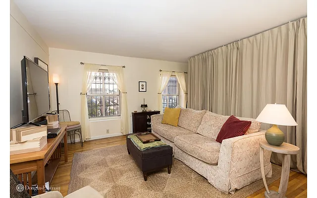 Rented by Douglas Elliman | media 4