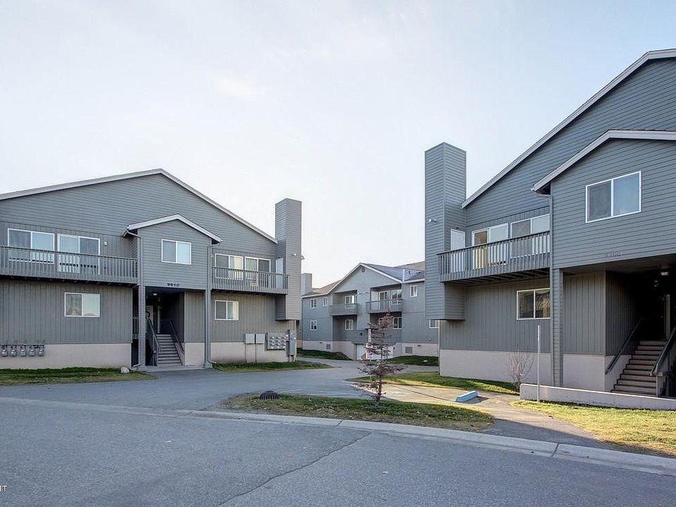 2nd image of 9945 William Jones Cir Unit 4