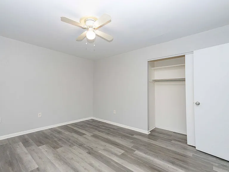 6419 Montgomery Rd #B4 — Photo 13