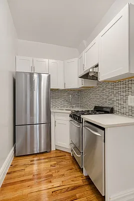 Rented by Compass | media 9
