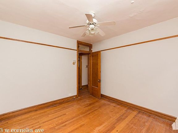 2nd image of 1313 W Cornelia Ave #1121