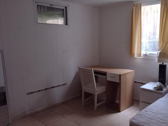 4th image of 8702 35th Ave #3