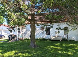 218 Pearl St E, Grey Eagle, MN 56336