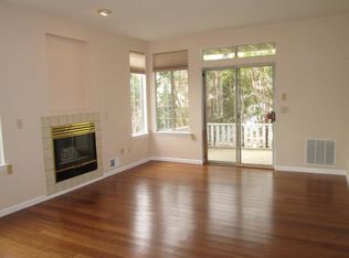 79 Wentworth Rd, Bedminster, NJ 07921