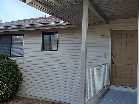 2nd image of 2573 S Quirt Cir APT A
