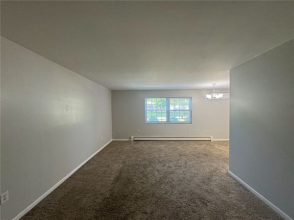 5th image of 30 Poinciana Dr #1