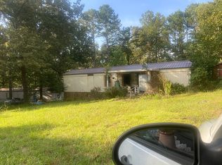 31 Williams Dr, Selmer, TN 38375