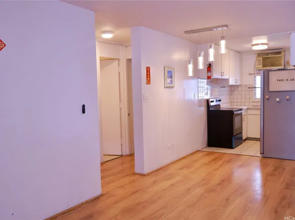 922 Kapahulu Ave APT 302, Honolulu, HI 96816