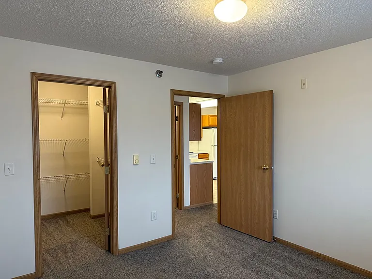 Pointe West II — Photo 8