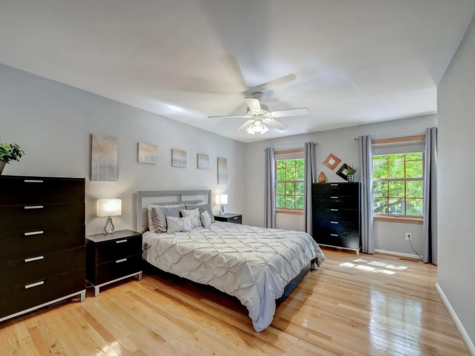 3 bed, 3.5 bath, 1980 sqft, $3,500 — Photo 1