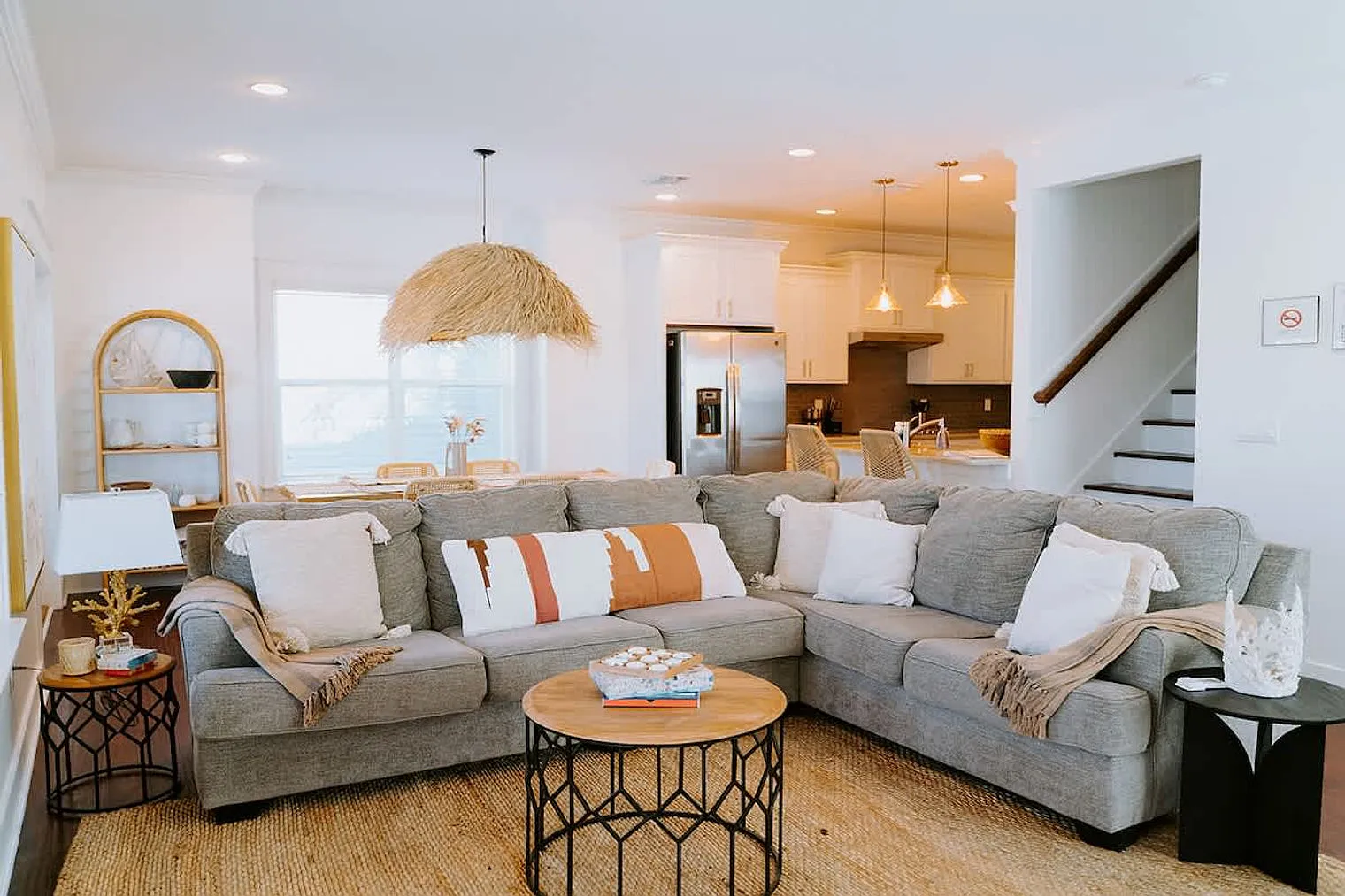 4 bed, 3.0 bath, 2540 sqft, $8,497 — Photo 1