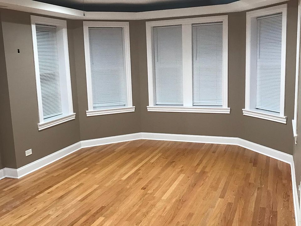 1st image of 6414 N Albany Ave #1