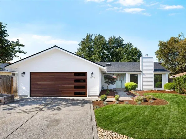 1141 N Modoc Ave, Medford, OR 97504