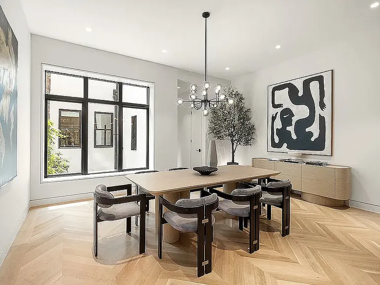 250 W 73rd St #1 — Photo 7