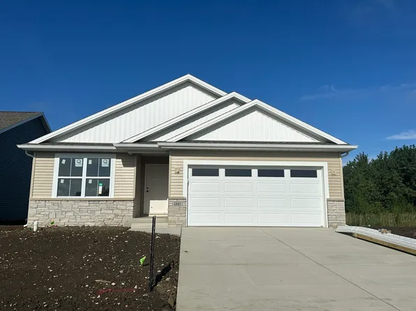 1243 Slate St, Normal, IL 61761