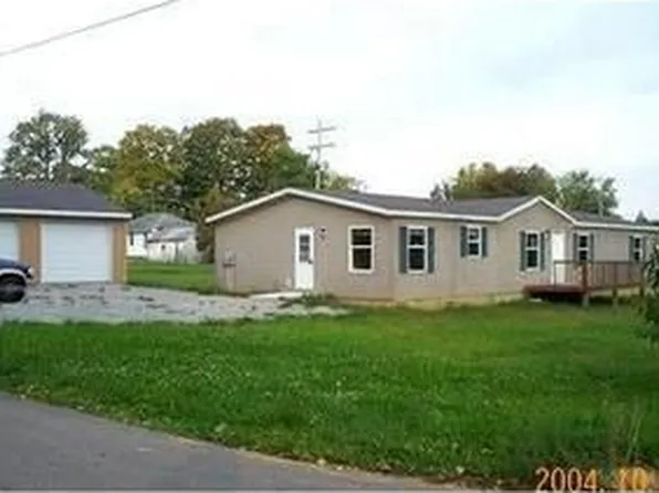145 Forest Ave, Seaman, OH 45679