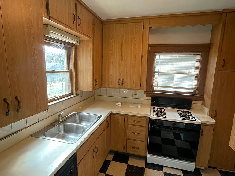 2288 Grandview Ave #1 — Photo 7