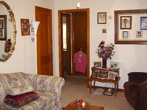 2nd image of 120 Blackburn Blvd