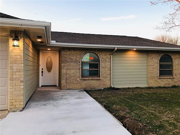 2nd image of 5709 Saddleback Cir
