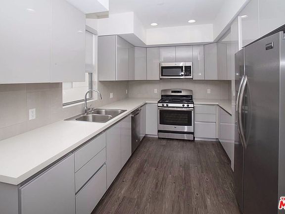 2nd image of 2028 S Bentley Ave APT 302