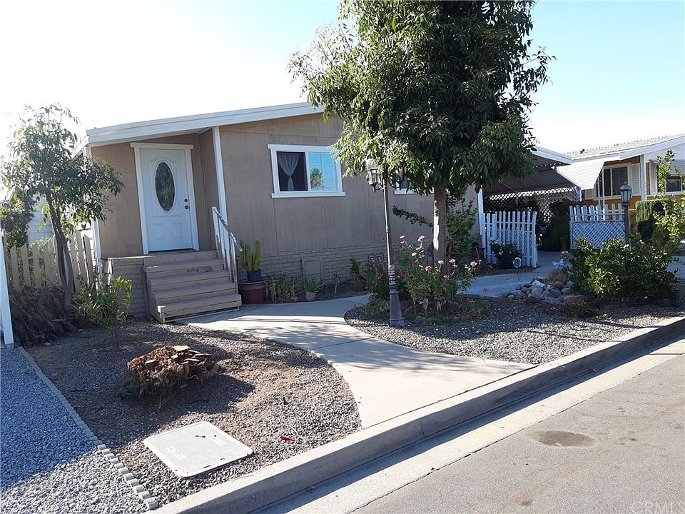 1st image of 26135 Butterfly Palm Dr #104