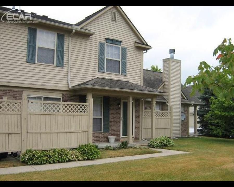 1st image of 4151 Stonebridge Dr #1