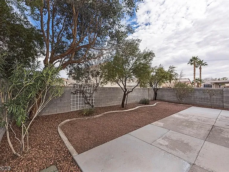 5922 Red Dawn St — Photo 9