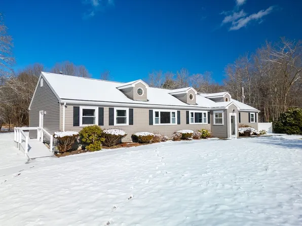 692 Main St, Hanson, MA 02341