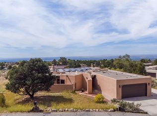 981 Antelope Ave NE, Albuquerque, NM 87122