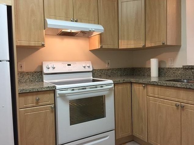 1st image of 2055 Madeira Dr