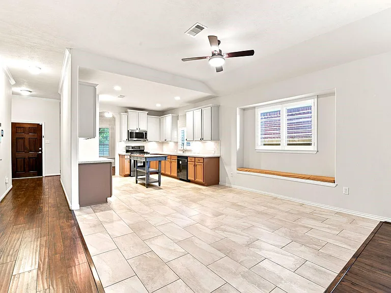 24418 Lakecrest Bend Dr — Photo 20