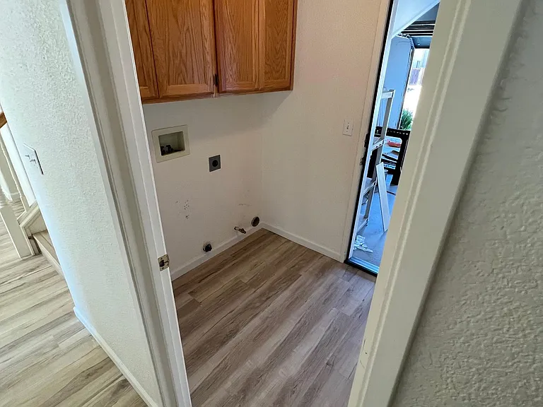 1st floor - laundry room
