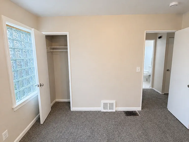 16107 Manning St — Photo 10