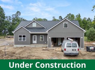 79 Hickey St, Savannah, OH 44837