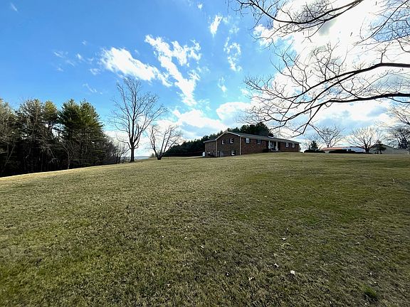 5th image of 2088 Borderline Rd