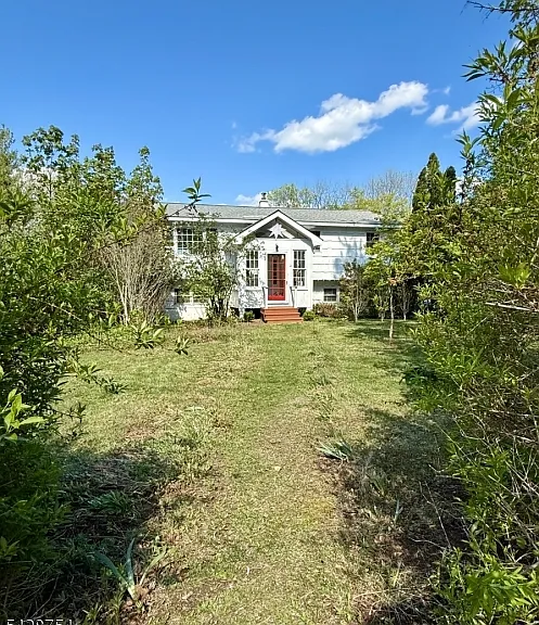 50 Mountain View Ave — Photo 2