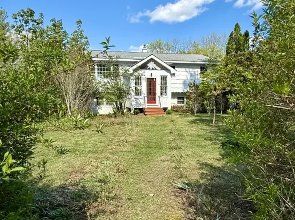 50 Mountain View Ave, Washington Twp, NJ 07853