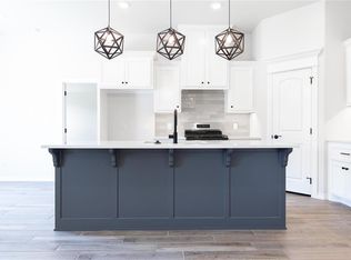 17108 Ivory Petal Ln, Edmond, OK 73012