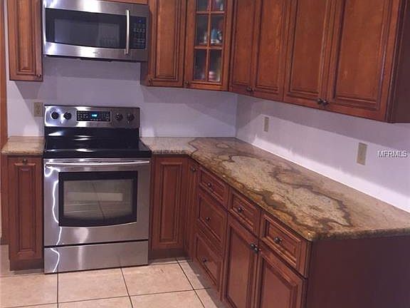 5th image of 8848 Hampden Dr