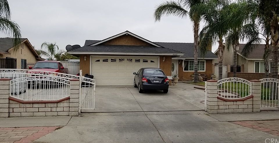 1st image of 15555 Mallory Dr
