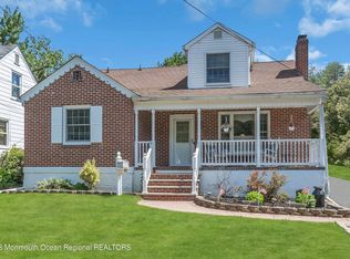 69 Ravine Dr, Matawan, NJ 07747