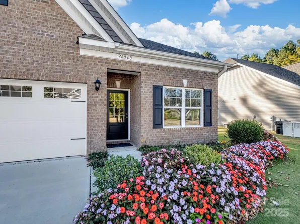 76949 Gauley Dr, Lancaster, SC 29720