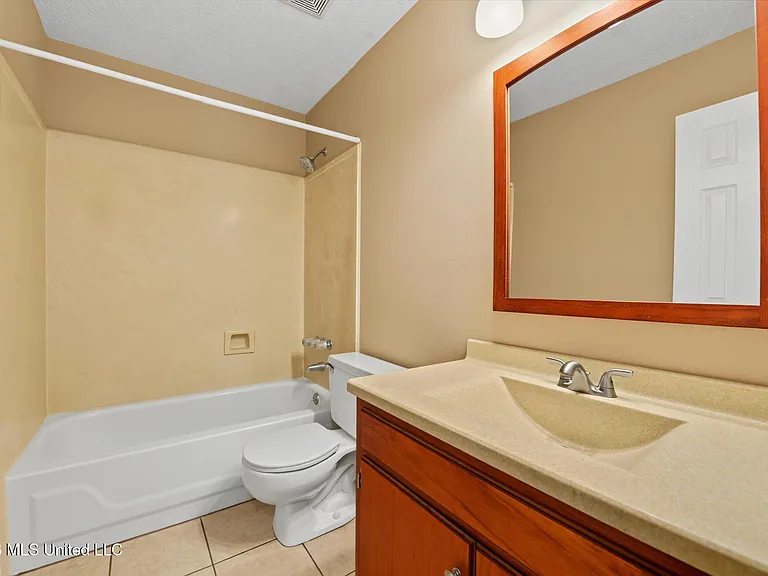 12916 Rosemont St — Photo 16