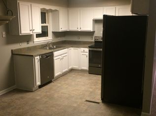 1600 Eastwood Rd, Harrisonville, MO 64701