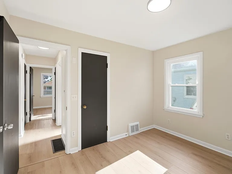 2917 123rd St — Photo 17